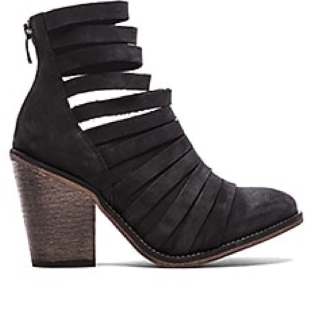 EUC Free People Hybrid booties